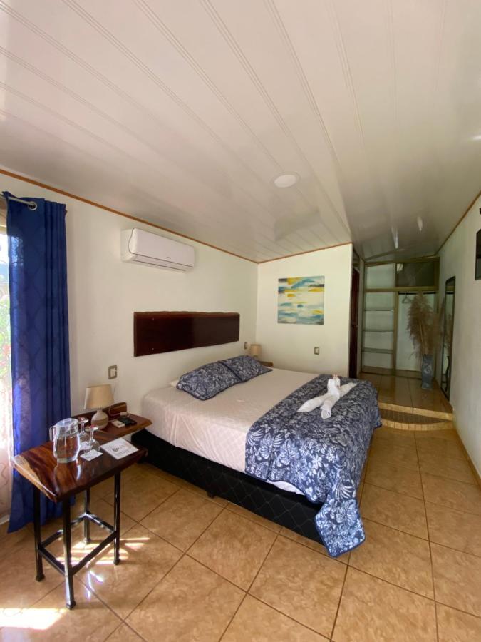 Aparthotel La Pina, Rio Celeste Zewnętrze zdjęcie